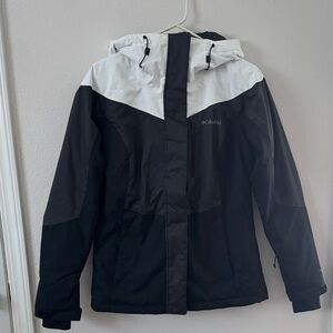 Columbia Women's Black and White Rosie Run Insulated Ski Jacket
